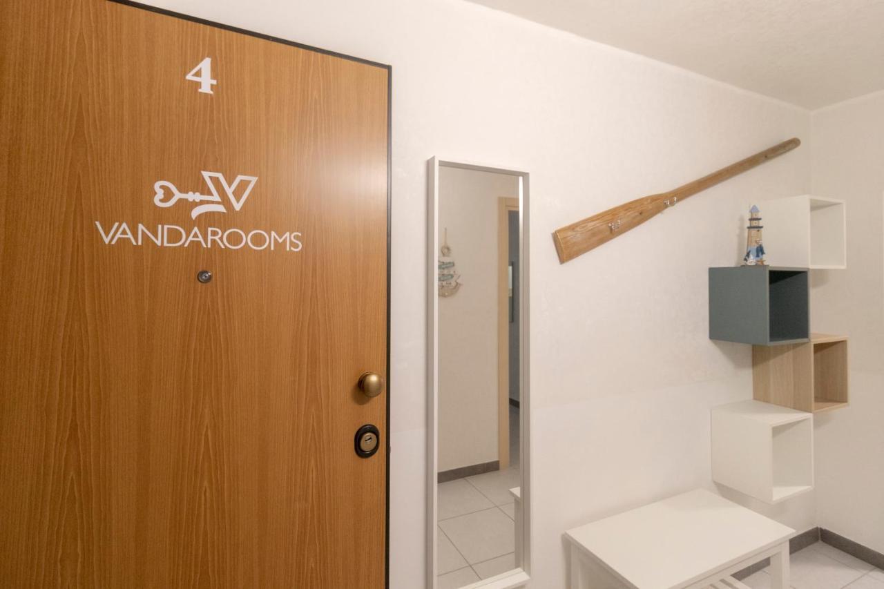 Vanda Rooms Termoli Esterno foto
